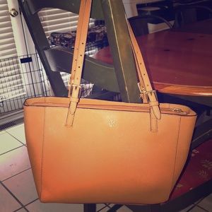 Tory Burch bag